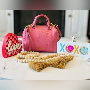 💛💕Michael Kors mini crossbody💕💛